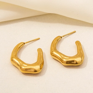 Chic 18K gold plated stainless steel C-shaped earrings with irregular lava texture