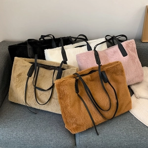 Sac Fourre-Tout En Fausse Fourrure Grande Capacité Sac À Main Pelucheux Avec Bretelles En Similicuir Pour Femme Style Décontracté