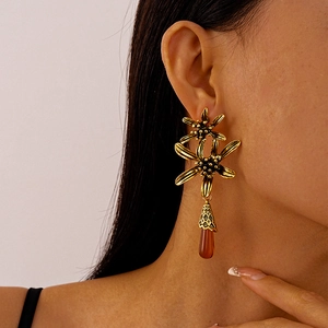 Vintage gold layered flower earrings with amber water drop pendants for women