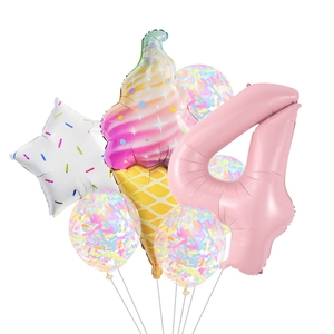 Déco fête glace avec ballon chiffre 4 rose et ballons en latex avec confettis