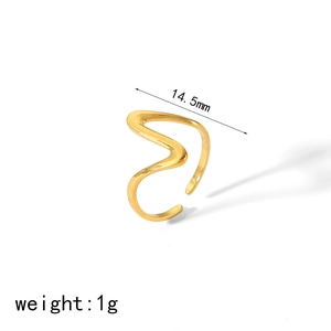 Detailed size view of the 14.5mm wavy 18k gold plated stainless steel ring
