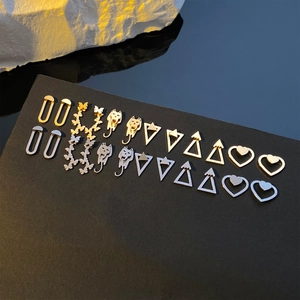 Orecchini a perno geometrici in acciaio inox con design a cuore, farfalla e gatto