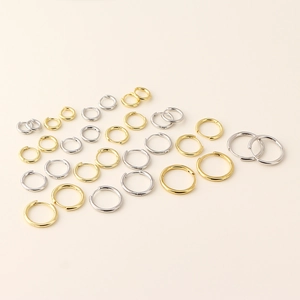 Minimalist S925 sterling silver hoop earrings in gold and silver with multiple sizes