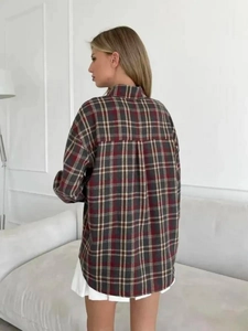 Vintage karierte Damen Langarm-Hemdjacke in lockerer Passform mit klassischem Karomuster