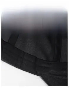 Close-up of the widened sweatband and breathable mesh lining of the baseball cap