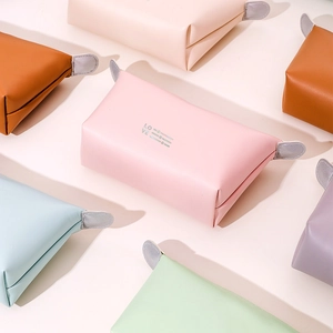 Waterproof PU Leather Makeup Bag Portable Macaron Color Cosmetic Pouch Large Capacity Handheld Travel Storage Case Love Pattern Zipper Organiser