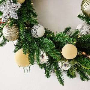 60cm pine needle Christmas wreath with multi-color balls, star, and warm LED lights