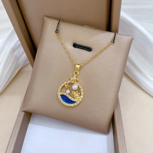 Luxurious gold titanium steel necklace with pearl star pendant and blue enamel zircon border