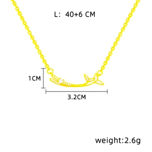 Detailed size specifications for gold plant pendant necklace with dimensions and weight