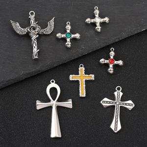 Vintage Cross Pendants Retro Zinc Alloy Religious Charms For DIY Necklace Keychain Making Gothic Jewelry Findings