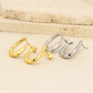 Boucles d'oreilles géométriques en forme de C en acier poli fini doré et argenté