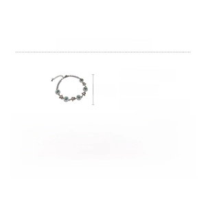 Detail of zircon flower bracelet with lobster clasp and adjustable 5.5cm extension chain