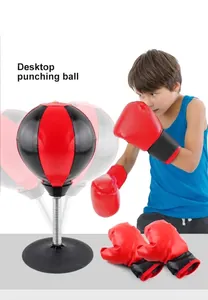 Desktop boksbal met sterke veer en bokshandschoenen voor sporttraining van kinderen