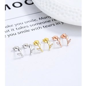 Detailed close-up of S925 sterling silver tulip earrings with marquise-cut cubic zirconia