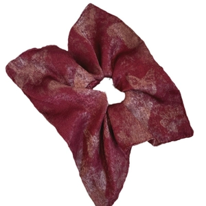 Vintage burgundy silk hair scrunchie with butterfly patterns for women hair accessories