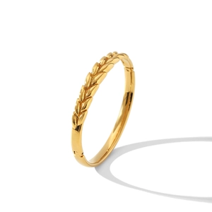 Elegant gold wheat ear pattern bangle made of high-quality durable stainless steel