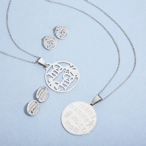 Silver titanium steel jewelry set for Mother's Day with ring pendants and Mama engraving