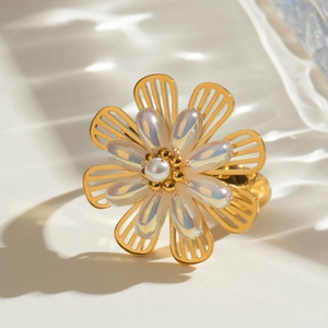 Anello in Acciaio Inossidabile Vintage a Fiore Placcato Oro Regolabile Doppio Strato Petalo Perla Artificial Sintetica Gioielli Donna