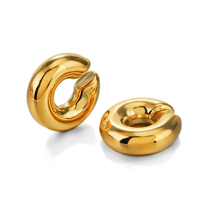 Boucles d'oreilles C creuses polies en acier inoxydable plaqué or 18 carats