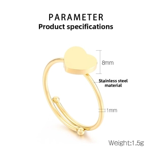 Detail view of 1.5g golden heart open ring made of stainless steel showing 8mm dimensions