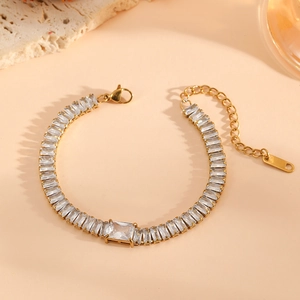 18K gold plated stainless steel chain bracelet with radiant square zircon stones