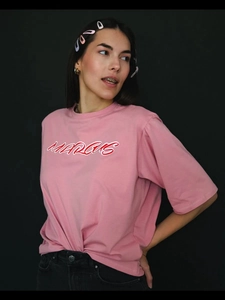 Ροζ oversized βαμβακερό γυναικείο T-shirt με κόκκινο τύπωμα MARQUIS για casual καλοκαίρι