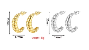 Detailed size chart showing dimensions 25mm by 17mm for twisted gold and silver hoop earrings
