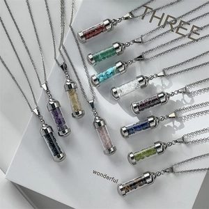 Collier En Acier Inoxydable Pendentif Cylindre En Verre Rempli De Chips De Pierres Naturelles Bouteille De Souhait