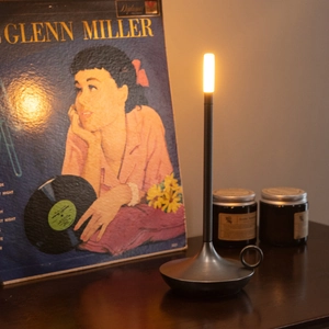 Modern retro Aladdin-style metal desk lamp with USB charging and touch control