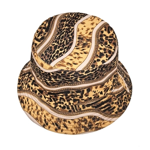 Summer sun hat featuring leopard print and chain patterns with a stylish round top design