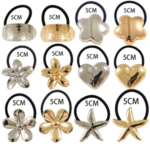 Lot de 12 élastiques à cheveux avec divers breloques en alliage d'or et d'argent taille 5cm