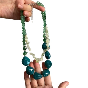 Vintage acrylic and natural stone double-layer beaded necklace in green and white shades