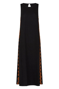 Detailed view of black sleeveless midi dress with brown scalloped trim and back hollow out