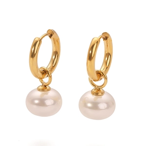 Elegant 18K gold plated stainless steel hoop earrings with white round pearl pendants