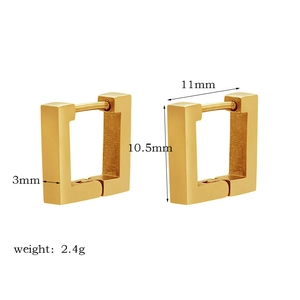 Detail view of 18k gold stainless steel square hoop earrings with 11mm dimensions