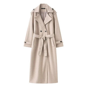 Klassischer zweireihiger Wollmantel in Haferflocken-Beige mit Taillengürtel
