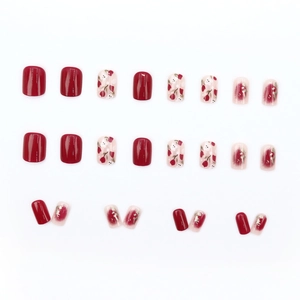Short square-round red tulip press-on nails set with 24 pieces of floral art nail tips