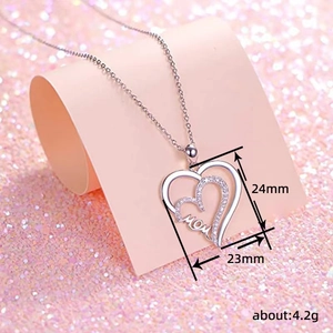 Close-up of double heart MOM pendant with dimensions 24mm x 23mm and 4.2g weight