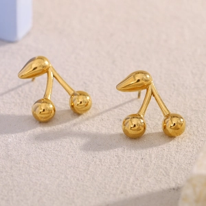Elegante 18K vergoldete Edelstahl Kirsch-Ohrstecker mit glänzender Oberfläche