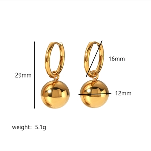 Detailed size and weight specs for golden hollow sphere earrings with 12mm ball diameter