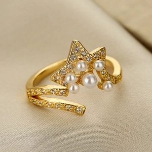 Elegant gold plated star open ring with sparkling cubic zirconia and white pearls