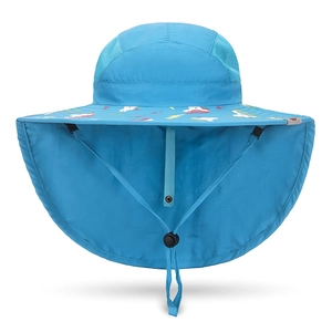 Chapeau de soleil bleu pour enfants avec protège-nuque et motifs de licorne colorés