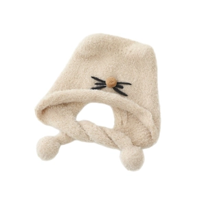 Winterliche Plüsch-Babymütze in Beige mit Katzenmotiv, Ohrenklappen und Bommeln für Babys
