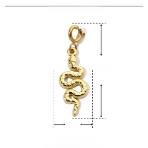 Size chart for a golden snake-shaped stainless steel earring measuring 26mm by 8mm