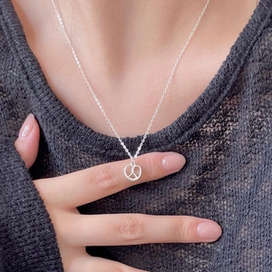 925 sterling silver peace sign necklace featuring an openwork pendant on a fine chain