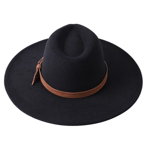 Elegant black wool felt fedora hat with 9cm wide brim and brown belt buckle decor