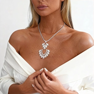 Hollow Water Drop Leaf Pendant Necklace Copper Shiny Zircon Rhinestone Luxury Evening Wedding Fashion Jewelry For Women