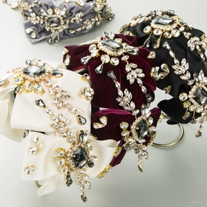 Baroque Vintage Wide Headband For Women Luxury Alloy Rhinestone Bow Hair Band Retro Velvet Padded Headwear Banquet Jewelry Gift