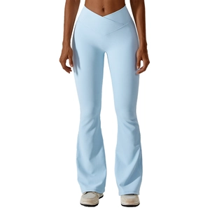 Pantalon de yoga évasé bleu clair à taille haute croisée et texture côtelée pour le fitness
