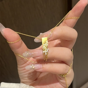 Gold-plated wheat tassel necklace with sparkling zircon and vintage leaf engraving